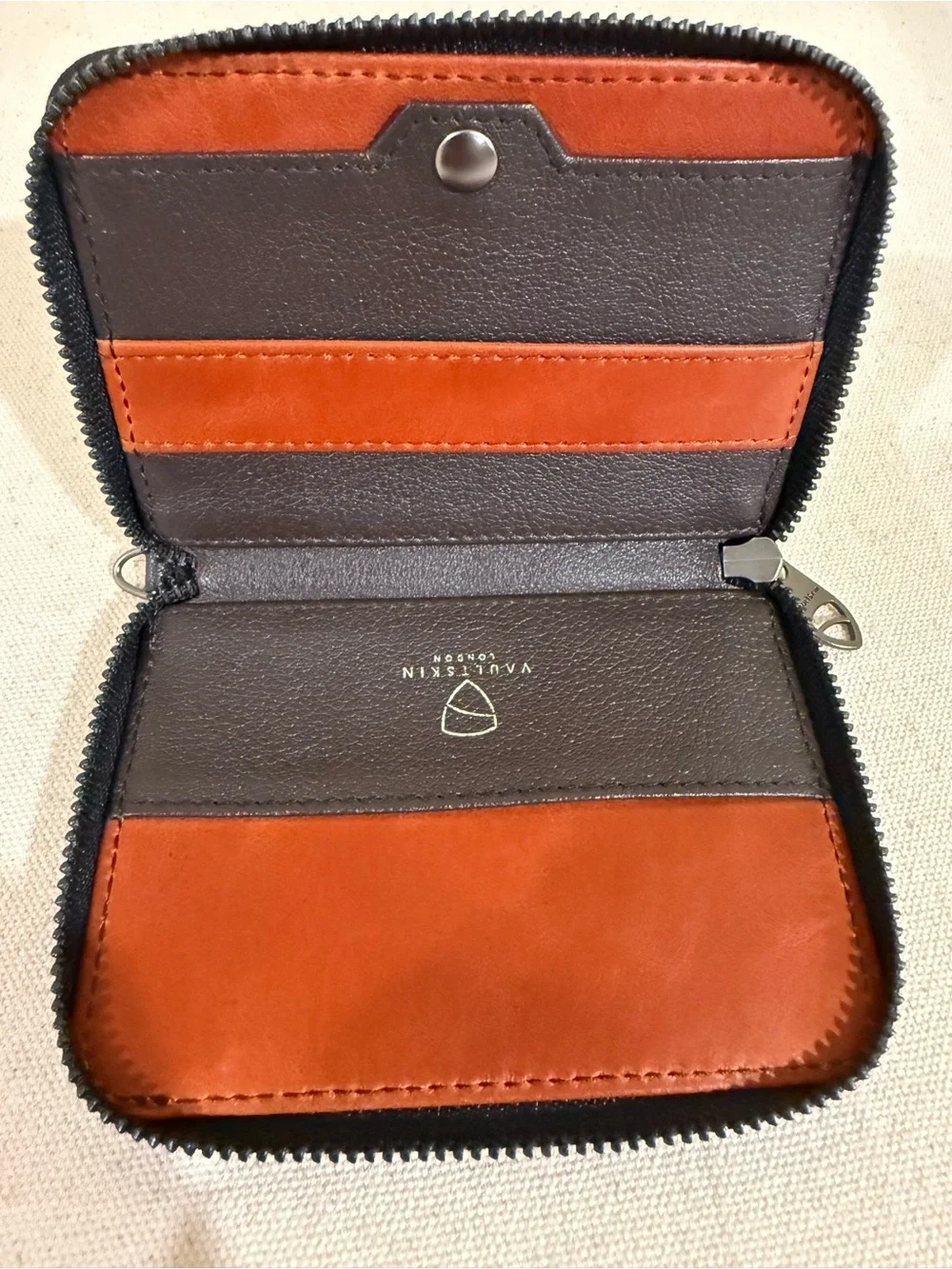Vaultskin Notting Hill RFID-Blocking Leather Zipper Wallet, Cognac
